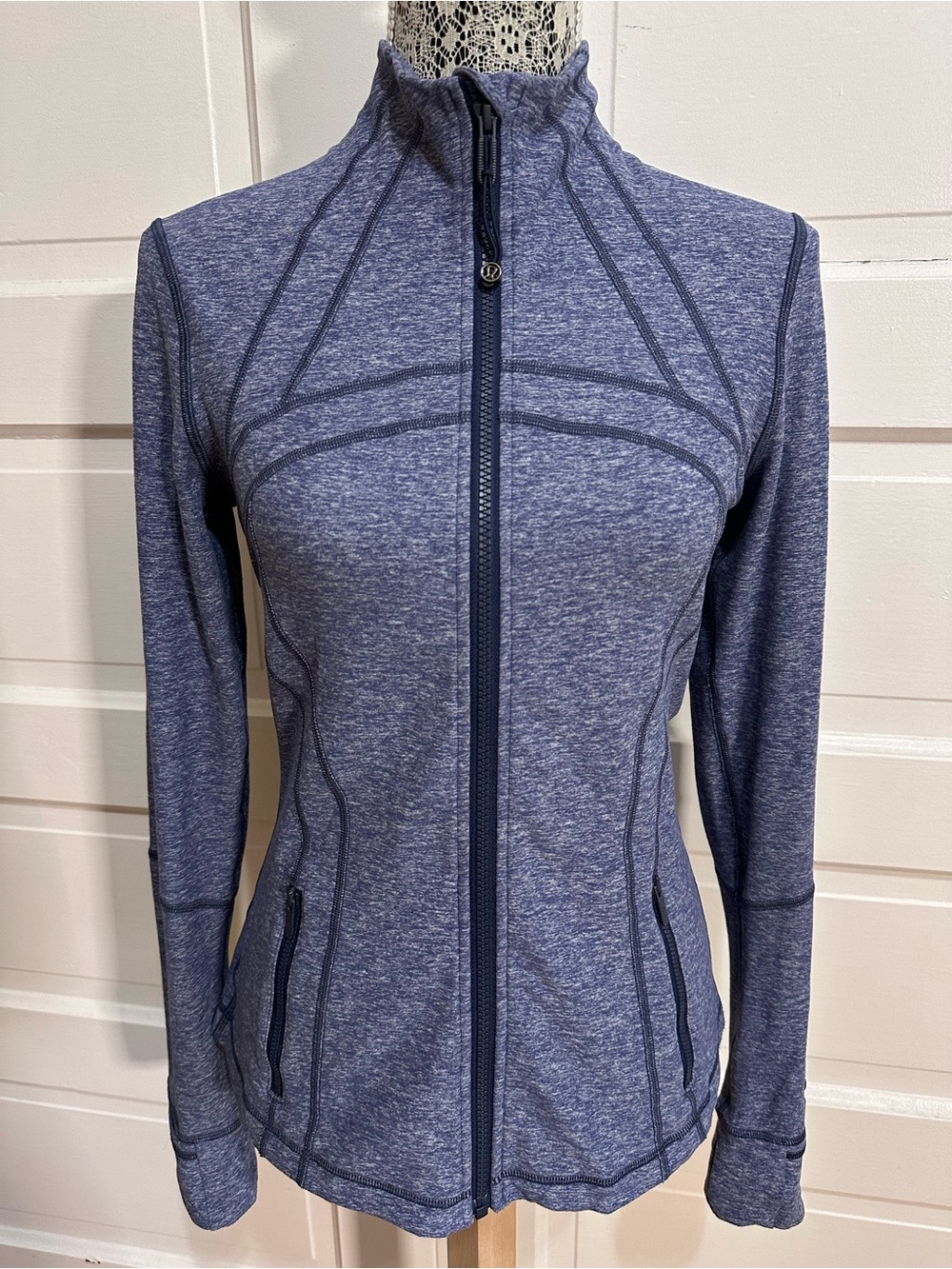 Lululemon Define Jacket (Rulu) Size 8 Heathered Hero Blue Flattering Fit $128 - Picture 1 of 6